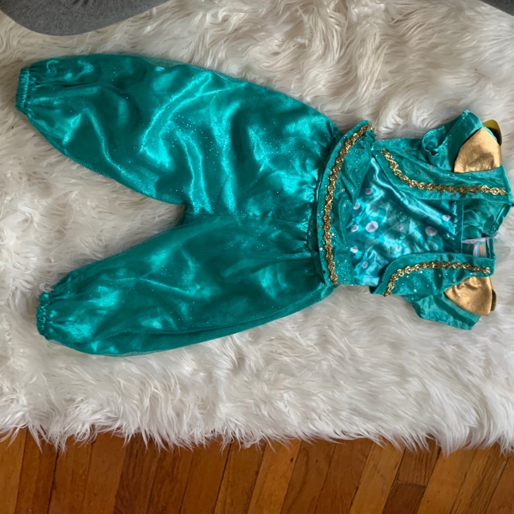Princess costume for 3T - 4T girl like jazmin